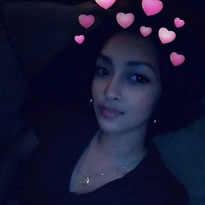 Meet your Posher, Nisha